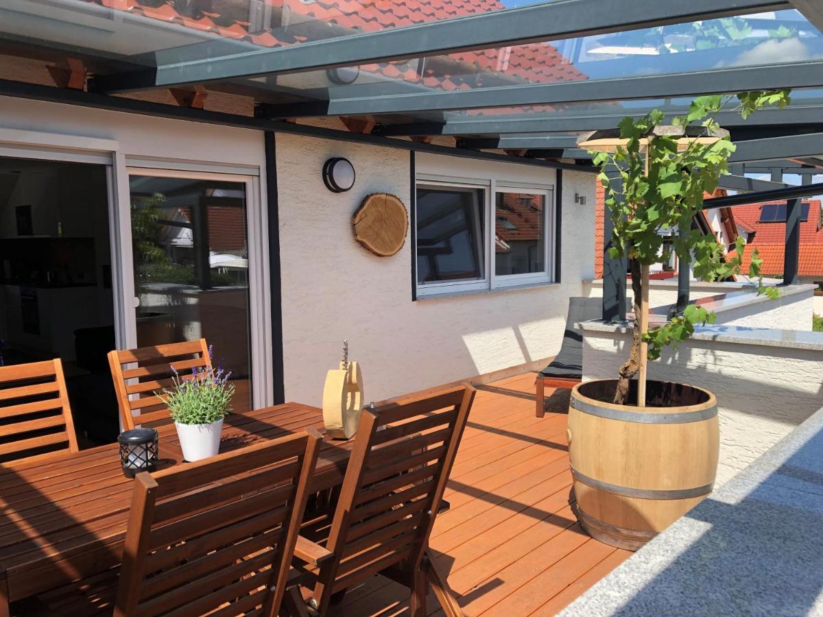 Apartment Keuerleber Holzmaden Exteriör bild